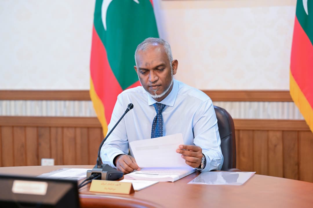 ސަލާމަތީ މަޖީލީހުގެ ބަހުސެއްގައި ބައިވެރިވާ ފުރަތަމަ ވެރިއަކަށް ރައީސް