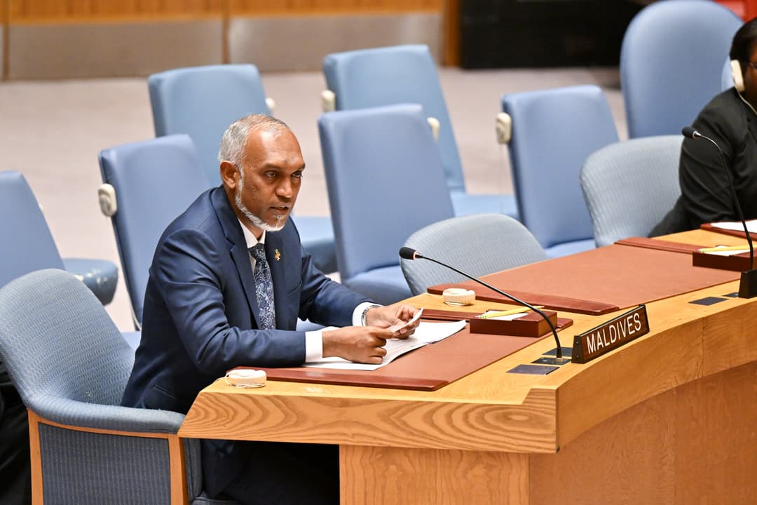 ރައީސް ނިއުޔޯކުން ފުރާވަޑައިގެންފި