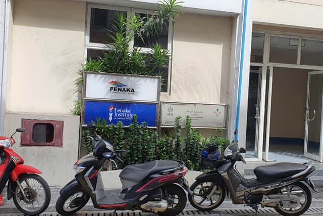 ފެނަކަ މުވައްޒަފުންގެ ތައުލީމީ ސެޓުފިކެޓުތައް ފޮނުވަން އަންގައިފި