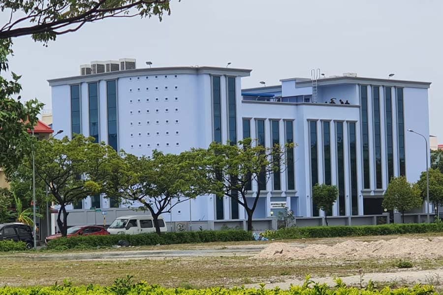 ނޭޕާލް އަންހެނަކަށް ހަަމަލާދީ ޒަހަމް ކޮށްލައިފި