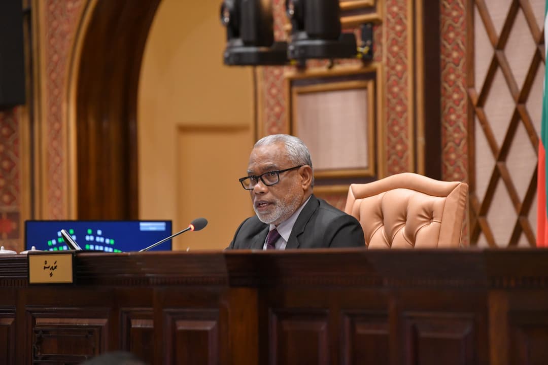 ތިން މުއައްސަސާއެއްގެ ވެރީން ވަކިކުރުމުގެ މައްސަލަ މަޖިލީހަށް
