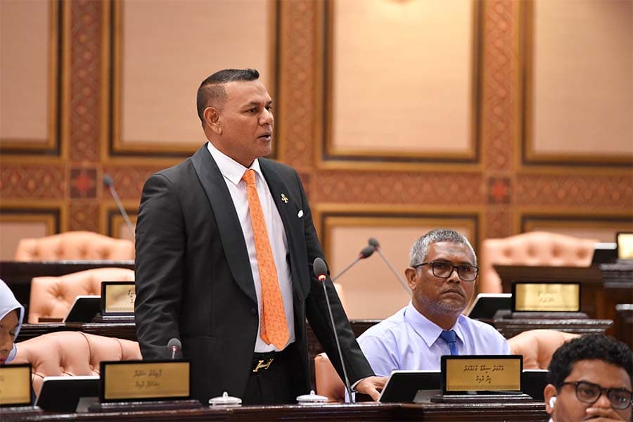 މިގައުމުން ލޯނު ނަގަނީ ފައިދާއެއްނެތް ގެއްލުންވާ ކަންތައްކުރަން: ސިޔާމް