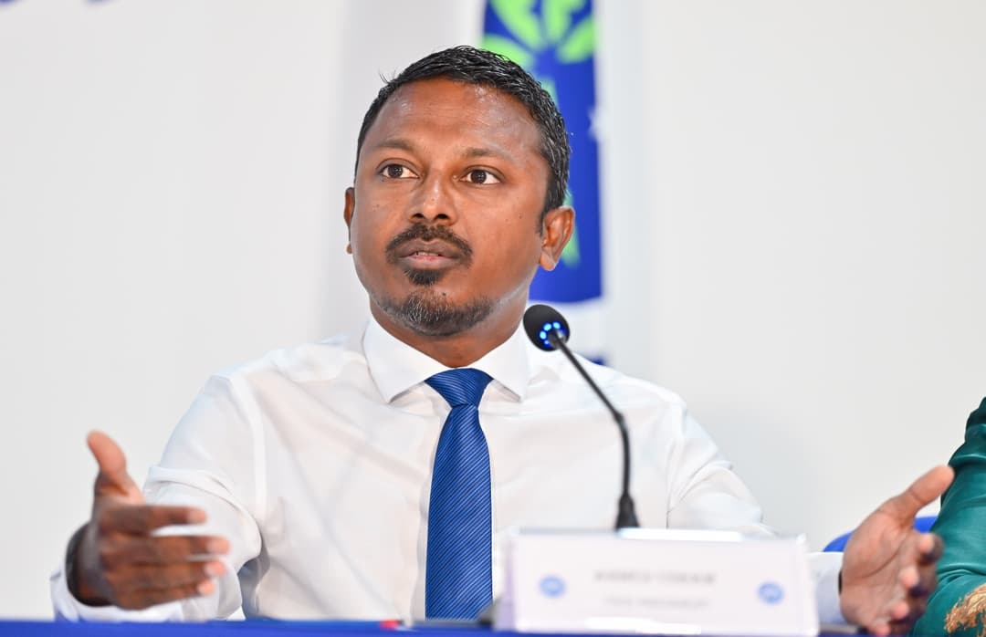 ނޫސްވެރީންގެ ކަންބޮޑުވުންތަކަށް ހައްލު ހޯދައިދޭނަން: އޭޖީ