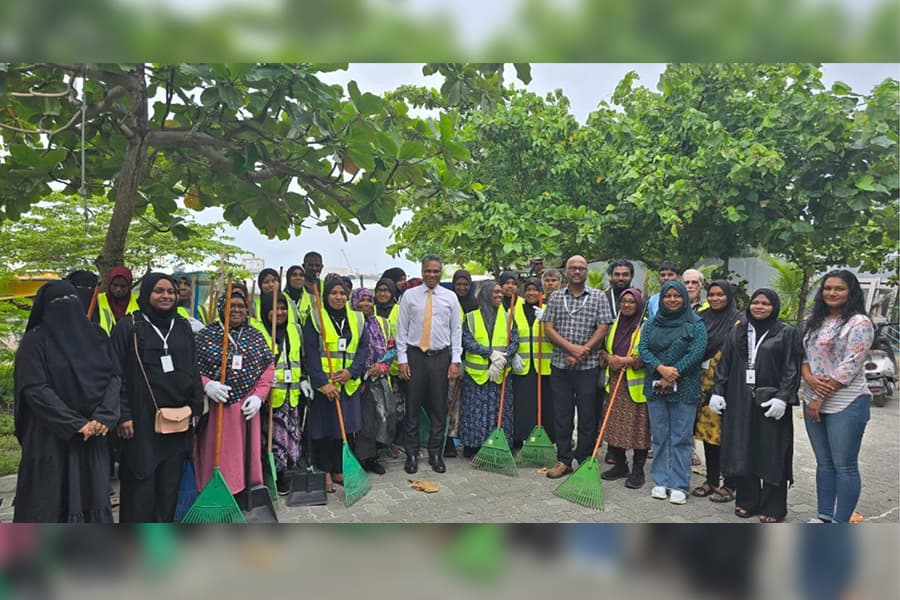 ވިލިމާލޭގެ ބޯޓްޔާޑު ސަރަޙައްދު ސާފުކުރަން ފަށައިފި