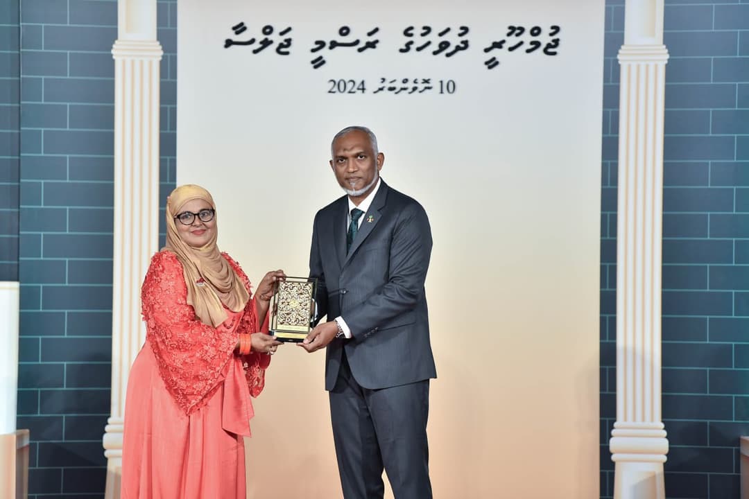 ފަންސާސް ތިން ބޭފުޅަކަށް ޝަރަފުގެ ބެޖާއި، އައްޑަނަ ދެއްވައިފި