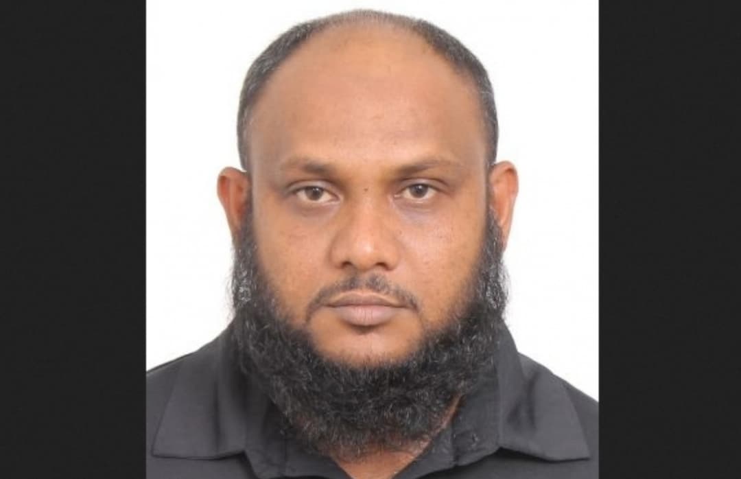 އައްމަޓީ ރާއްޖެއިން ބޭރަށް ފުރުމުގެ ހުއްދަ ކޯޓުން ދީފި