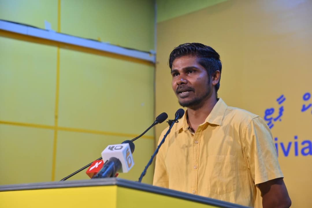 ފުލުހުން ވަޑައިގެންނެވީތީ ނިކަން އުފާވެއްޖެ: މޫކޭ