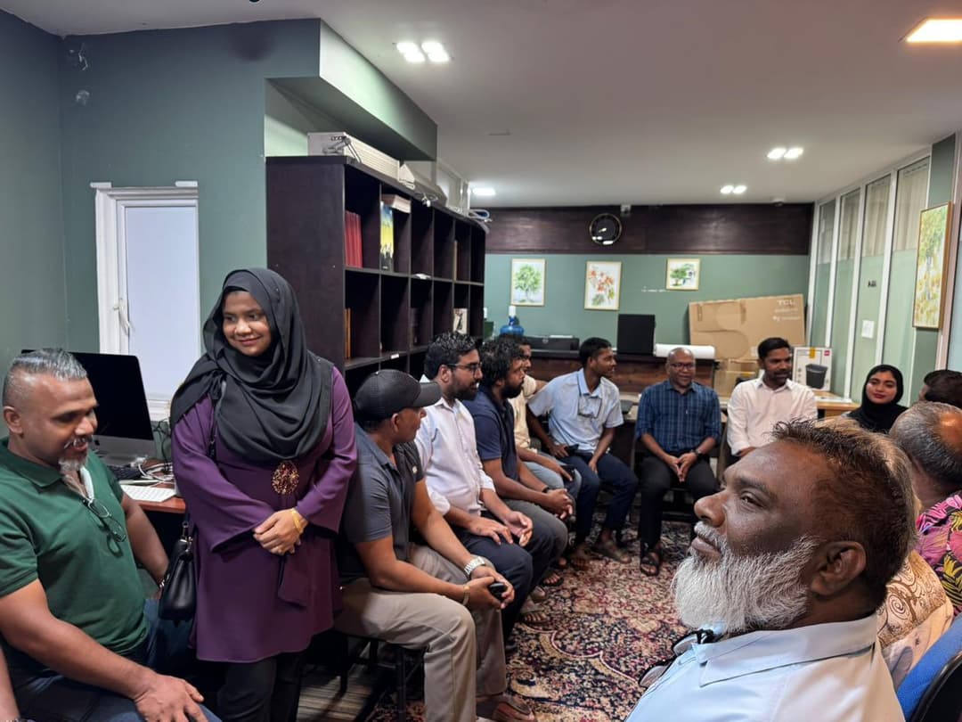 މާލޭ ރަށްވެހިންގެ ޖަމިއްޔާގެ ކަންބޮޑުވުންތައް ޑެމްސާ ހިއްސާކޮށްފި