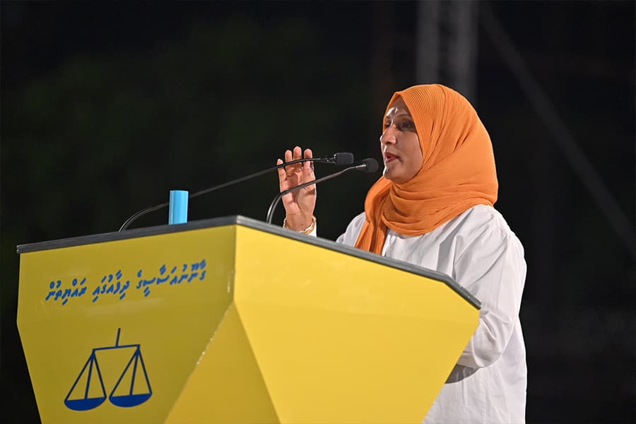 ޔަޝްފާ ޕޮލިހަށް ހާޒިރު ނުކުރަން ނިންމައިފި