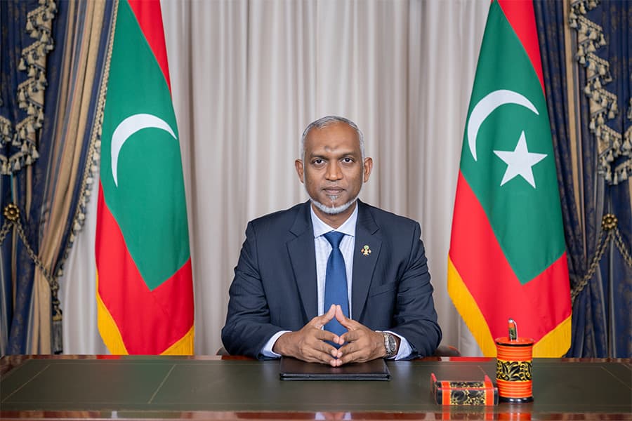އާއަހަރުގެ ސަރުކާރުގެ އަޒުމް: ރެޔާއި ދުވާލު ޚިދުމަތް ކުރުން: ރައީސް