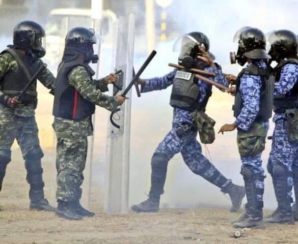 އެމްޑީޕީގެ ވެރިކަން ވައްޓާލުން، ޑިމޮކްރަސީއަށްދިން ބޮޑު ހަމަލާ: ފައްޔާޒު