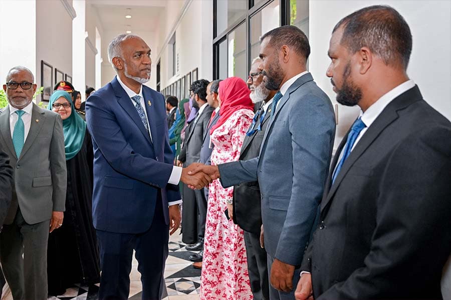 އާސަންދައިން ނާޖާއިޒު ފައިދާ ނަގަމުންދިޔަކަން ޔަގީން: ރައީސް