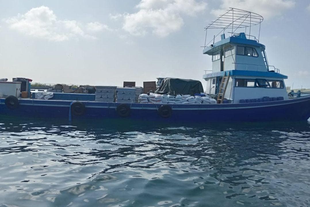 ގެއްލުނު ދޯނި އިންޖީނު ހުއްޓިފައިވަނިކޮށް ފެނިއްޖެ