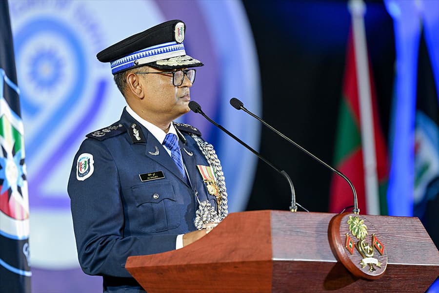 ޕްރެޝަރު ބޮޑުވެ ސީޕީ އިސްތިއުފާ ދޭން ނިންމައިފި