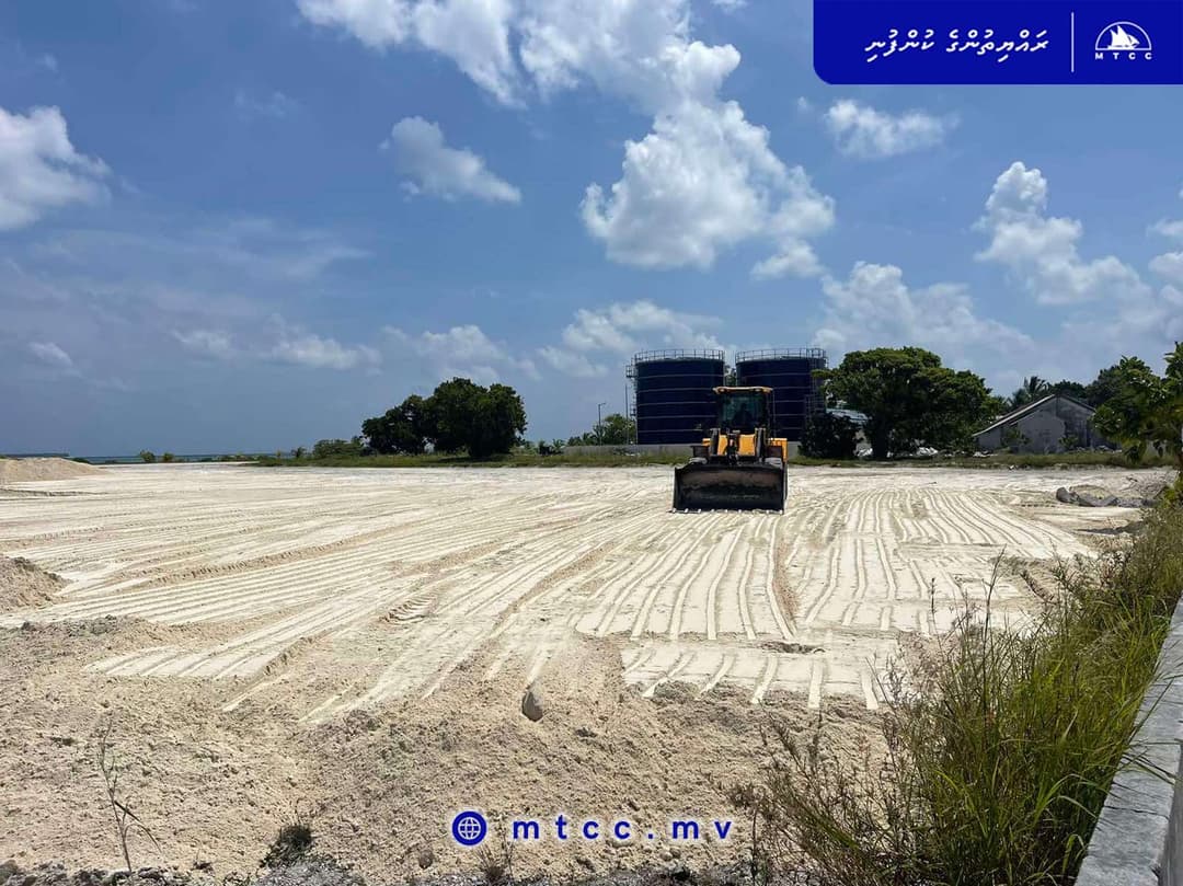 ފަރެސްމާތޮޑާގައި ފުޓުބޯޅަދަނޑެއް ތަރައްގީ ކުރަނީ