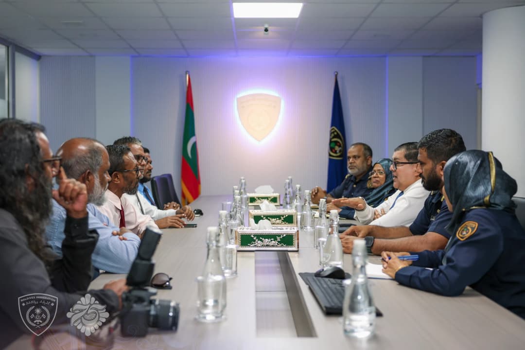 ބިދޭސީންގެ މައްސަލަ ހައްލުކުރުމަށް ކައުންސިލްތަކުގެ އެއްބާރުލުން ލިބޭ: ކޮންޓްރޯލަރ