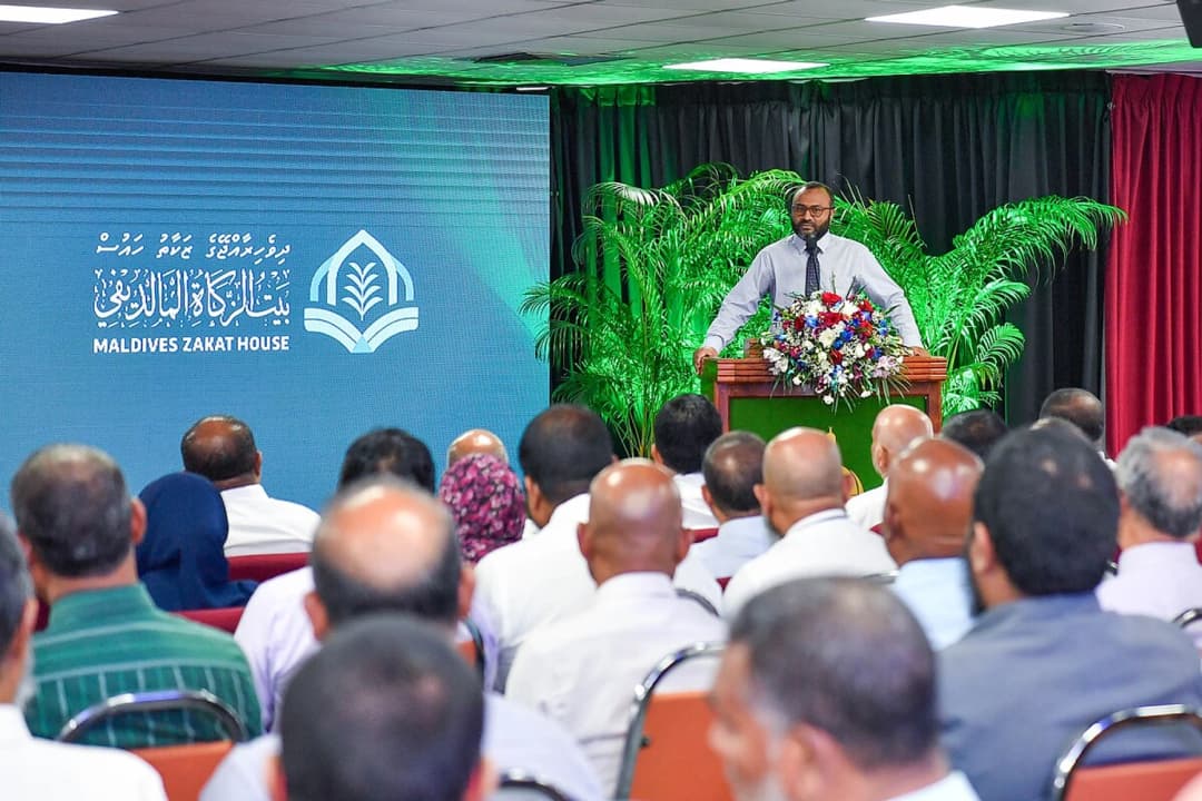 ބޮޑެތި ބަލިތައް ހުންނަ ފަގީރުންނަށް އިންޝުއަރެންސް
