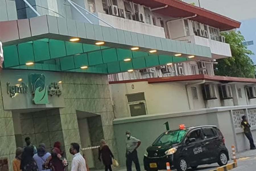 ބަންދުކޮށްފައިހުރި މީހަކު ސަލާމަތްކޮށް އައިޖީއެމްއެޗަށް