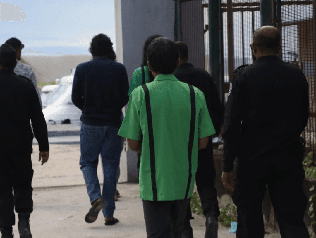 މާފުށީ ޖަލުން ތެއްތިރީސް ފޯން ހޯދައިފި
