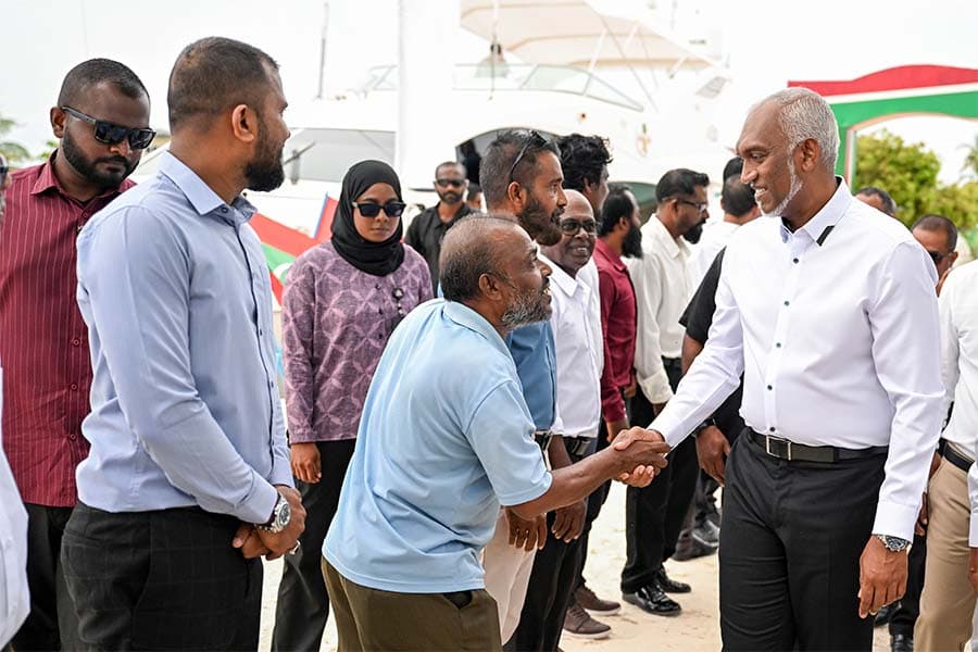 ހަތަރު އަތޮޅަކަށް ކުރެއްވި ދަތުރުފުޅަށްފަހު ރައީސް މާލެ ވަޑައިގެންފި