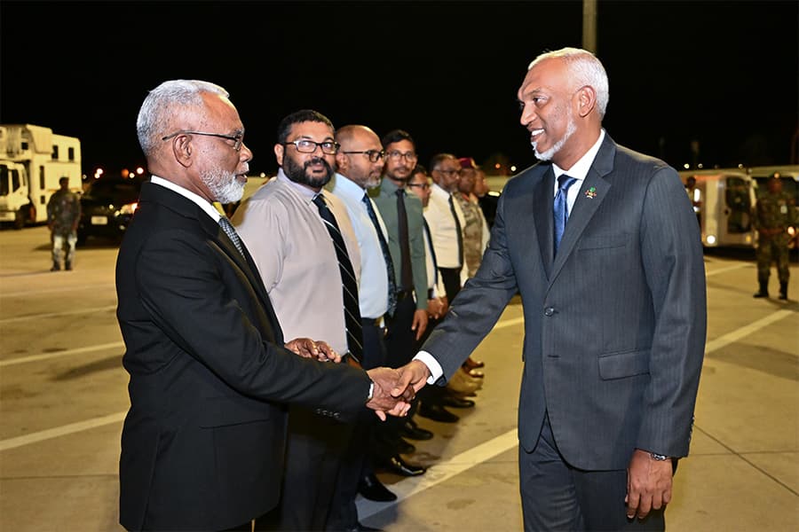 ރައީސް ގަތަރަށް ފުރާވަޑައިގެންފި
