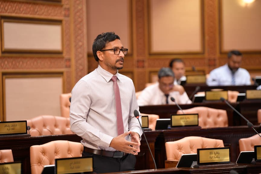ފަލާހު، ހުޅުމާލޭން 28 މިލިއަނަށް ބިމެއް ގަނެފި