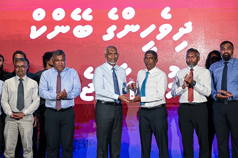 "ދިވެހީންގެ ބޭންކް - މުޅި ރާއްޖެއަށް" އިފްތިތާޙު ކޮށްފި