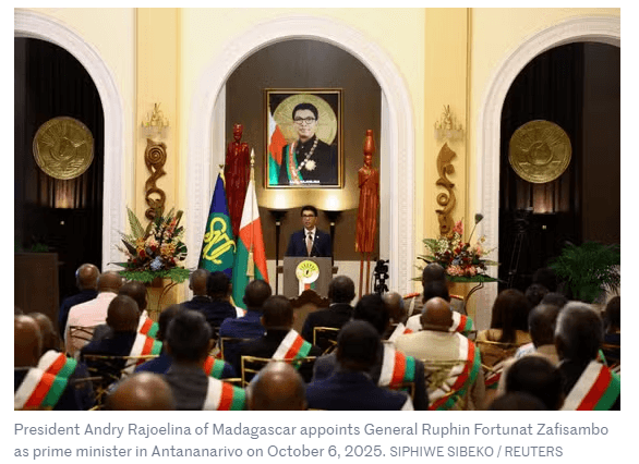 މުޒާހަރާތަކަށް ފަހު ބޮޑުވަޒީރުކަން ސިފައިންގެ ޖެނަރަލަށް