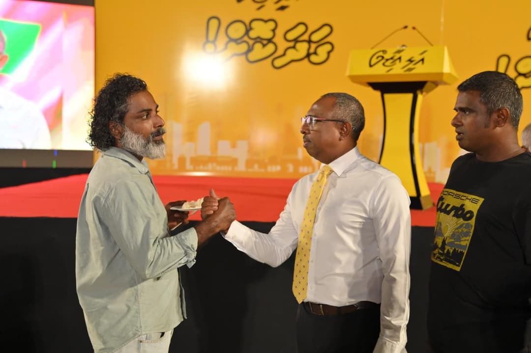 އުންމީދީ ޕްލޭނަކާއެކު އަލީ އާޒިމް ކެންޕޭން ފަށައިފި