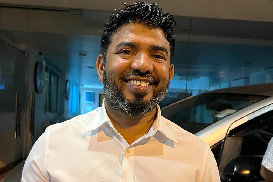 ރައީސް ނަޝީދުގެ ކެެންޕޭން ތަރުޖަމާނަކަށް ޢަބްދުﷲ ވަޙީދު