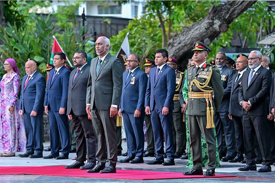 ތިނެއް ނޮވެންބަރުގެ ހަނދާނީ ބިނާގައި ދިދަ ޖެހުމުގެ ރަސްމިއްޔާތު ޝަރަފުވެރިކޮށްދެއްވައިފި