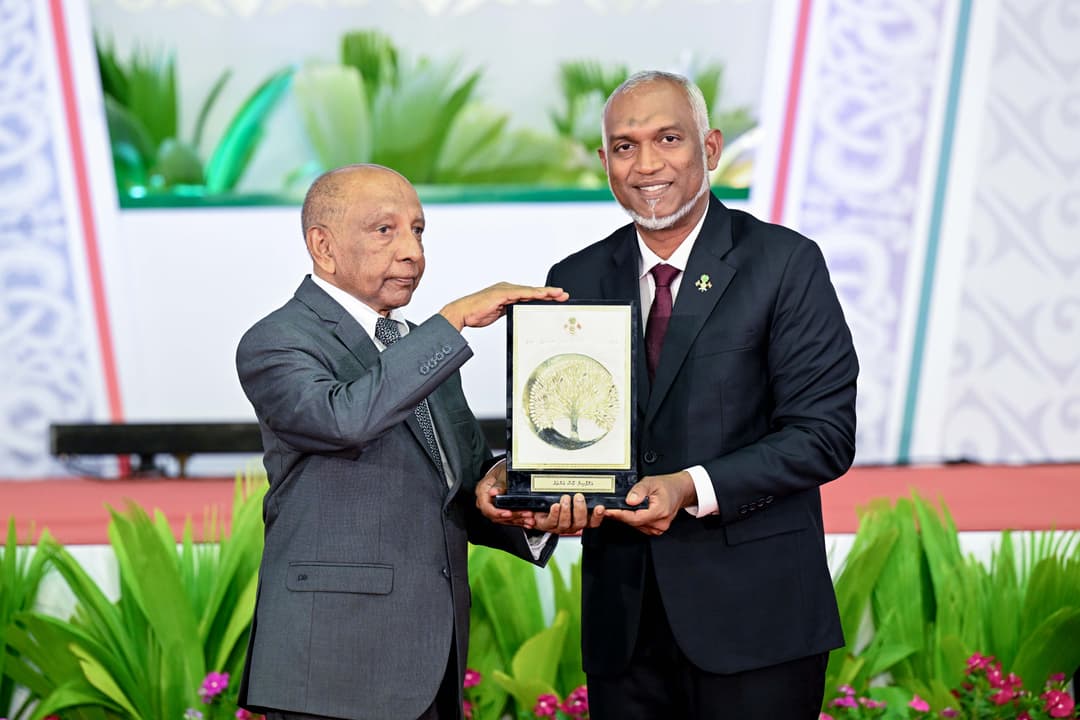 ސިއްޙީ ދާއިރާއަށް ޚިދުމަތްކުރުމުގެ އެންމެ މަތީޝަރަފު، މޫސާ އަންވަރަށް