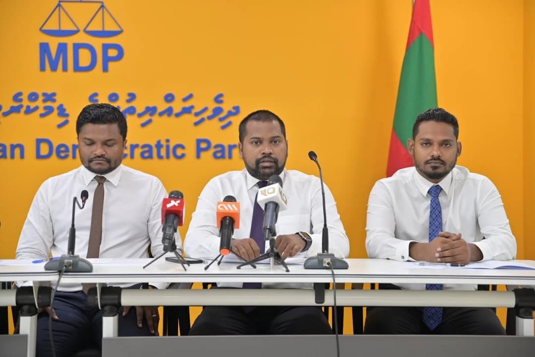 ހިމަރަދޫ މީހުން ބަދަލުކުރަނީ އިންތިޚާބަށް ނުފޫޒު ފޯރުވަން: އެމްޑީޕީ