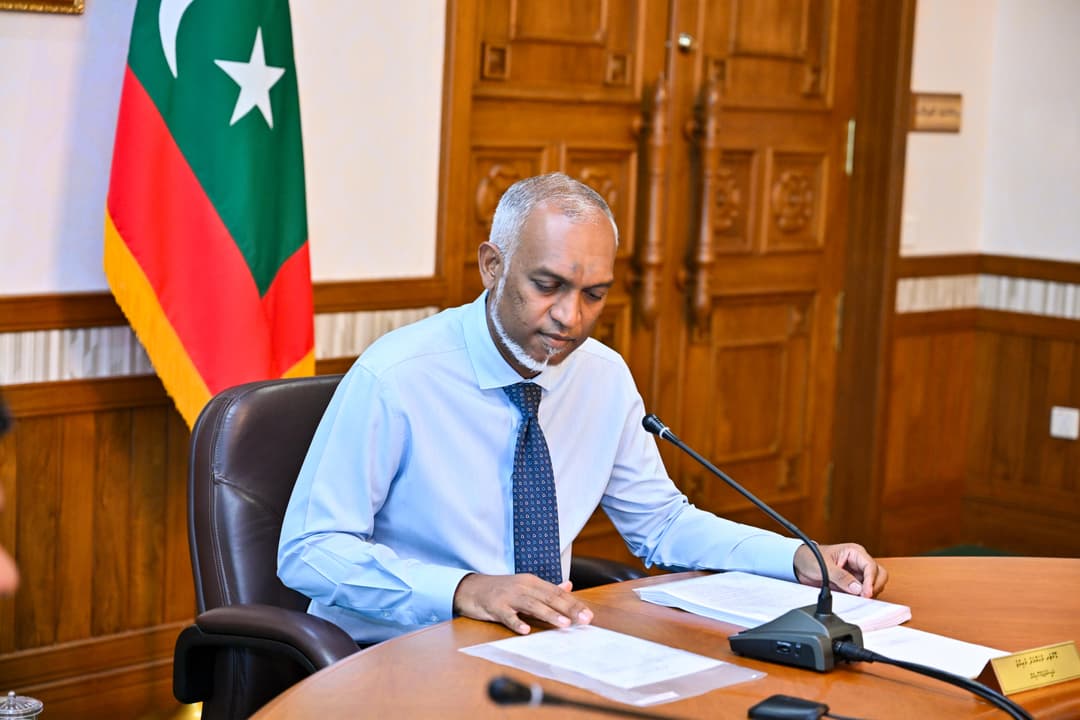 ޙާފިޡުންނަށް، ރައީސްގެ މެޑެއްޔާއި އިނާމު ދެއްވުން، މާރިޗު އެކެއްގައި