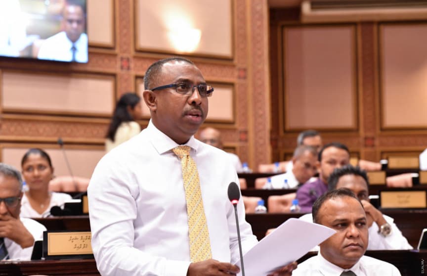 މާލެ ސްމާޓު ސިޓީއަކަށް ބަދަލު ކުރެވޭނެ: ޢަލީ ޢާޒިމް
