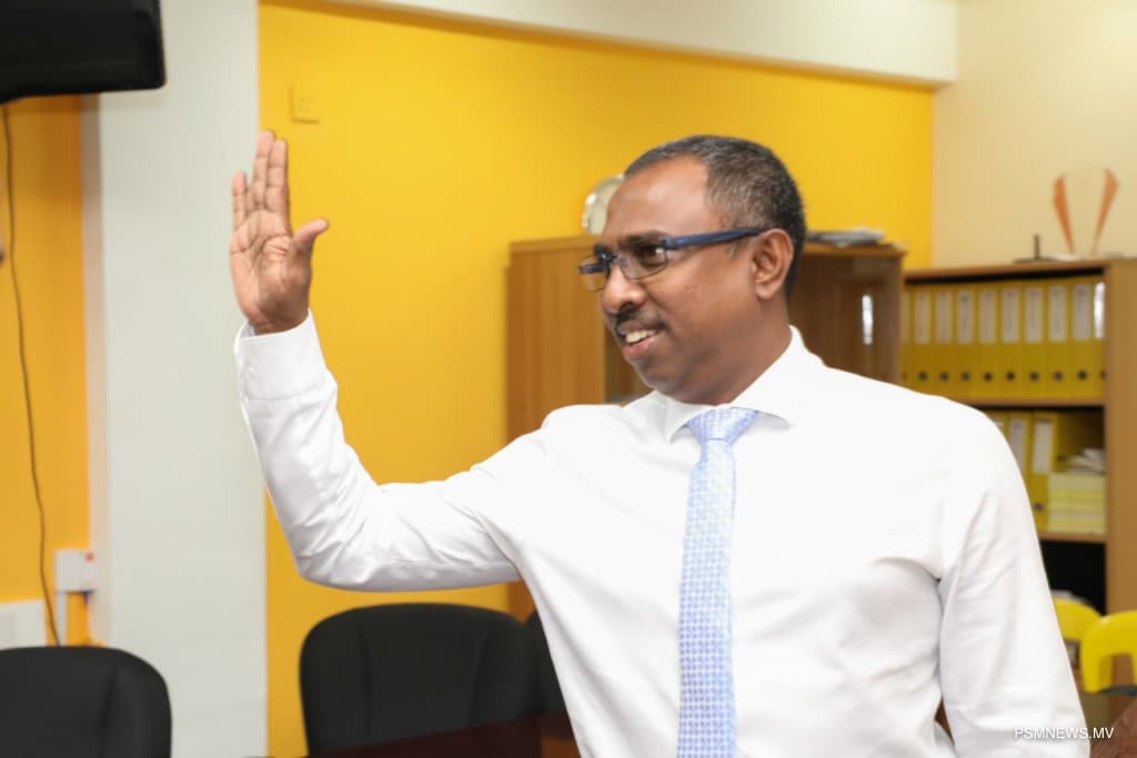 ޢަލީ ޢާޒިމް މޭޔަރު ކަމަށް: ވައްކަން ބަލައި ހާމަކުރާނަން