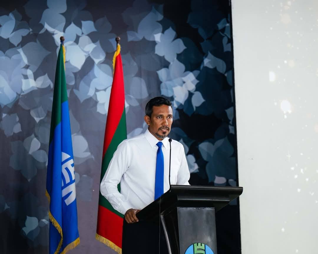 ފުވައްމުލައް ސިޓީން މަސައްކަތް ކުރާނީ ގުޅިގެން ތަރައްގީހޯދަން: މޭޔަރ