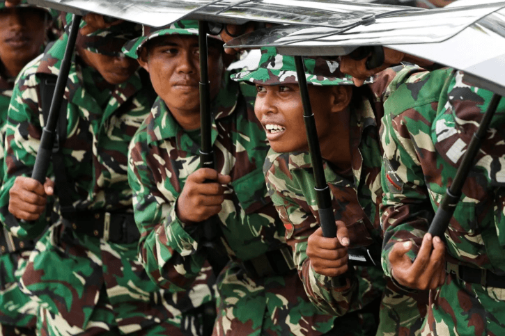 އިންޑޮނޭޝިއާ ސިފައިން ޣައްޒާއަށް ފޮނުވަނީ