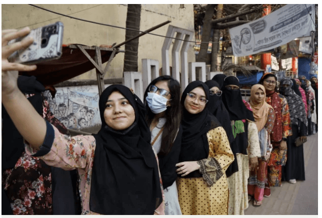 ބަނގްލަދޭޝްގެ އާންމު އިންތިޚާބުގެ ވޯޓުލުން ދިޔައީ އަމާންކަމާއެކު