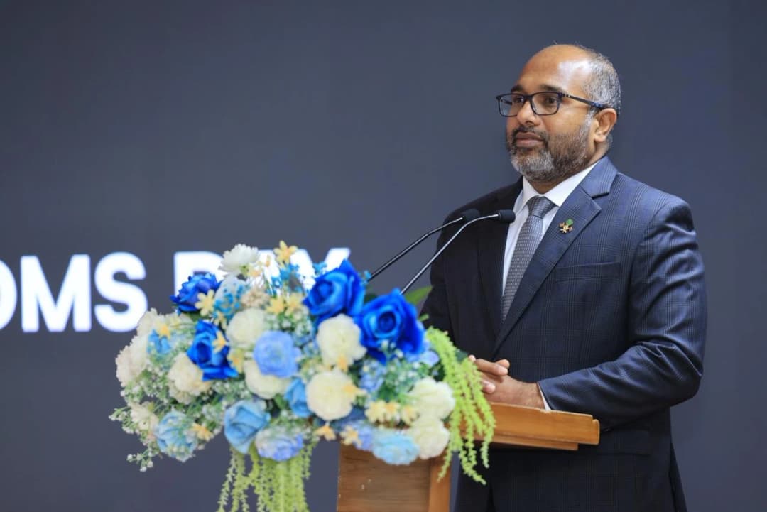 ތިބެންވާނީ ރާއްޖޭގެ ބޯޑަރަށް އަންނަ ނުރައްކާތަކަށް ހުށިޔާރުވެގެން: ވަޒީރު