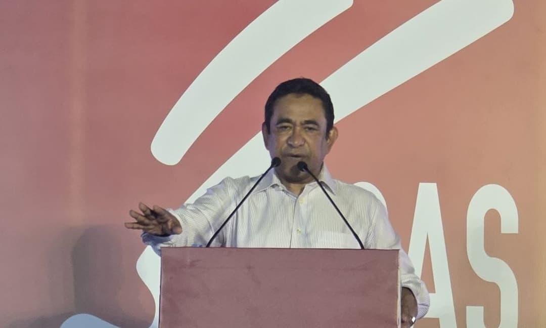 ދިމްޔާތަށް ދާން އޮތްމަގު ފިޔަވާ އެހެން މަގުތައް ބަންދު: ރައީސް ޔާމީން
