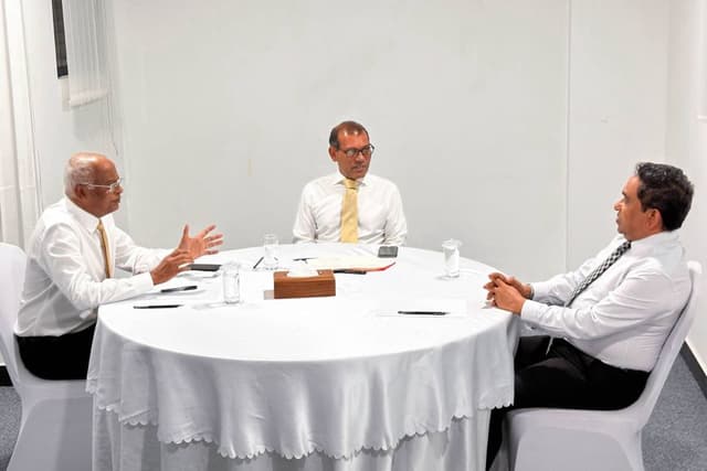 ނޫސްވެރީން ދޫނުކުރާހާ ހިނދަކު ދުލެއް ނުދޭނަން: ރައީސް ނަޝީދު