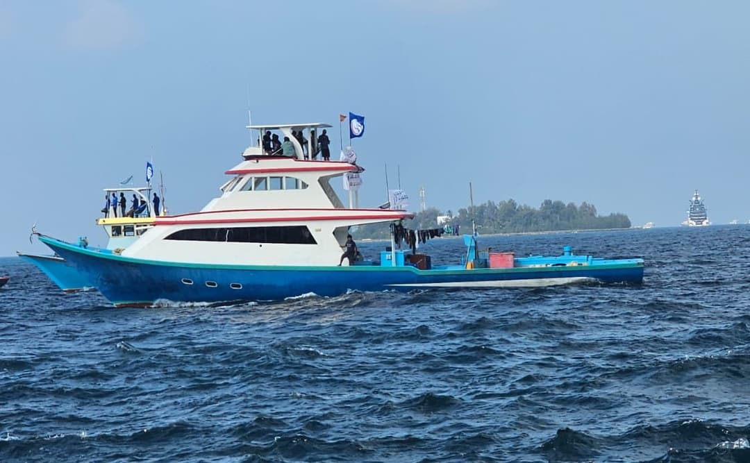 ސަތާރަ މަސްދޯންޏަކަށް އެއް މިލިއަން ރުފިޔާ ދޫކޮށްފި