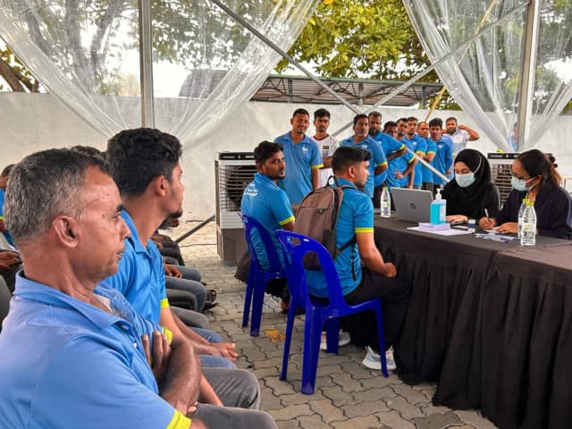މާލޭ ސިޓީ ކައުންސިލުގެ ބިދޭސީ މުވައްޒަފުންނާއި ޖަމާއަތްތެރީންނަށް ވެކްސިން ދީފި 