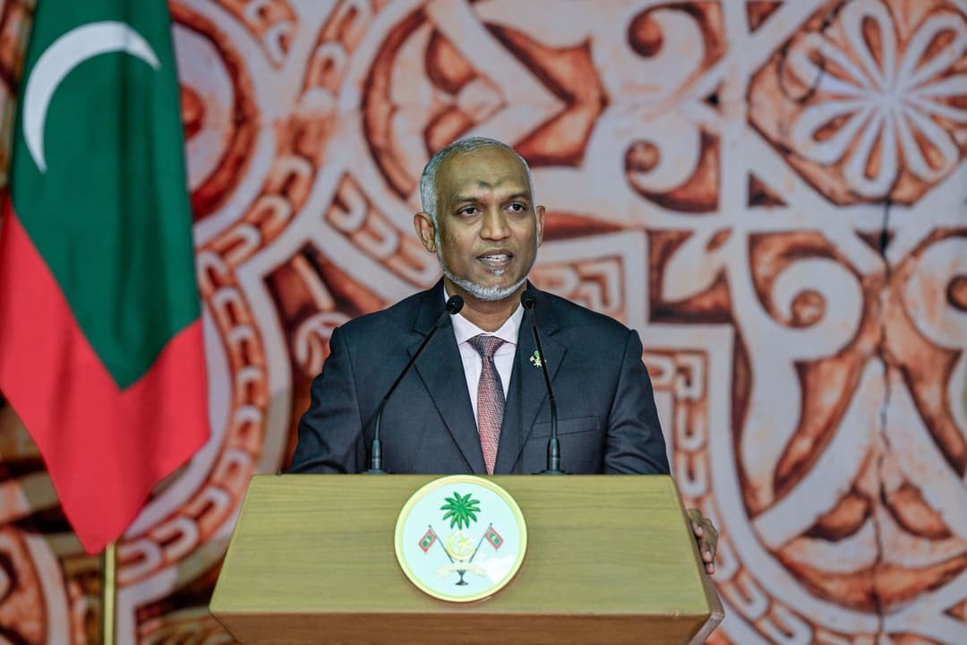 މިނިވަންދުވަހުގެ އިހުތިފާލުތަކުގައި ސަތޭކަ ތޭރަ ޑިޕްލޮމެޓުން ބައިވެރިވި: ރައީސް