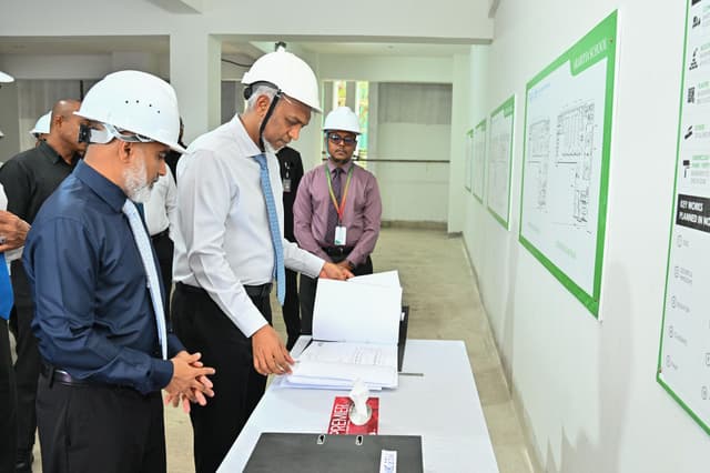 އަރަބިއްޔާ ސްކޫލުގެ އައު އިމާރާތުގެ މަސައްކަތް ރައީސް ބައްލަވާލައްވައިި