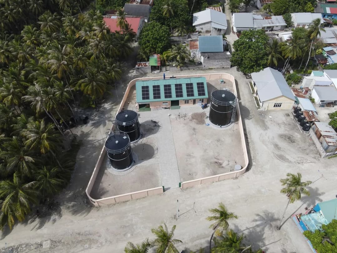 ނޭކުރެންދޫގައި ފެނާއި ނަރުދަމާ ގާއިމްކޮށްފި