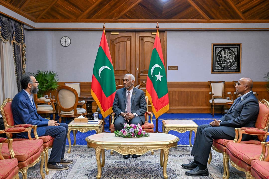 އައި.ސީ.ސީ.ޑީ ގެ ސެކްރެޓަރީ ޖެނެރަލް، ރައީސް މުޢިއްޒުގެ އަރިހަށް އިޙްތިރާމުގެ ޒިޔާރަތެއް ކުރައްވައިފިއެވެ. 