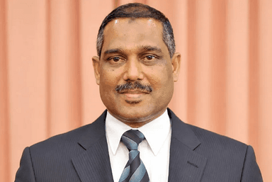 މުޖުތަމަޢުގެ ލޯތްބާއި އިޙްތިރާމް ހޯއްދަވައިފައިވާ ޚިދުމަތްތެރިޔާ ޑރ. މުޙައްމަދު ޢަލީ އަވަހާރަ ވެއްޖެ