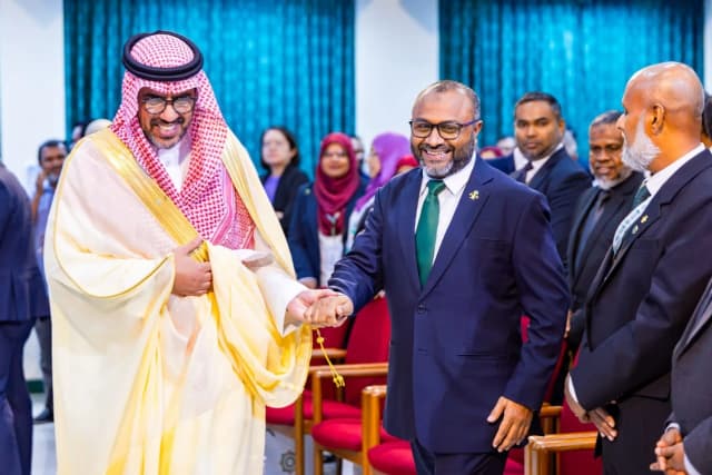 ޚާއްސަ ކޮންފަރެންސަަކަށް މިނިސްޓަރ ޝަހީމް ސަޢުދީއަށް